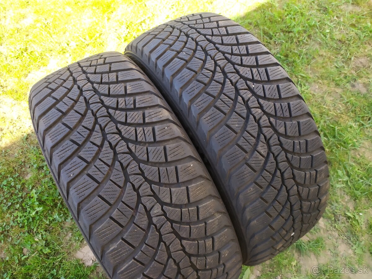 Zimné gumy Kumho 235/45 R19 2ks