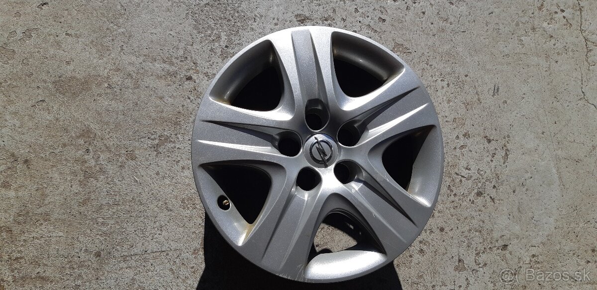 Predam 4ks plechove disky 7x17, Roztec 5x120, Opel Insignia