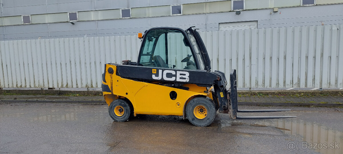 Telesk. manipulátor teletruk JCB TLT 35C r.v. 2015 Mth 3880