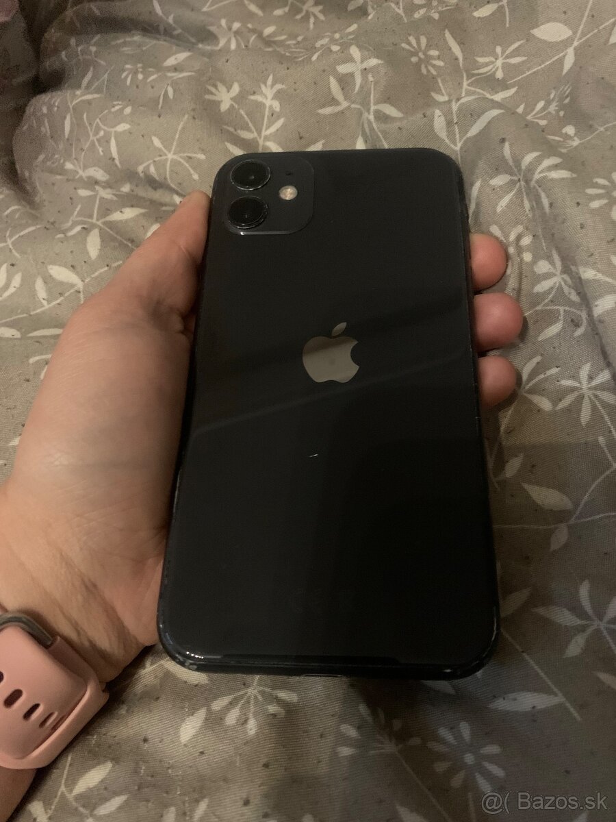 Predám IPhone 11 64GB