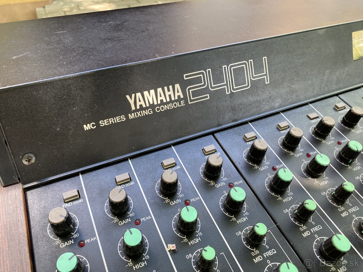 YAMAHA MC2404