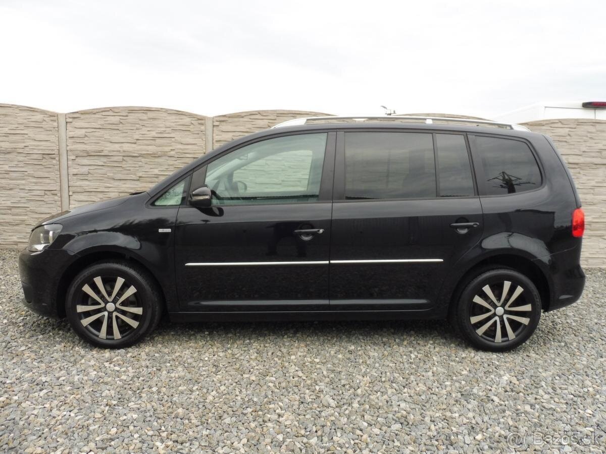 Volkswagen Touran 2.0TDi 140PS DSG/7MÍST/HIGH