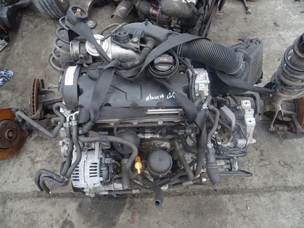 Predám motor 1.9 TDI 74 AXR