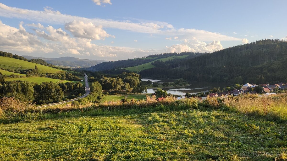 Stavebný pozemok Orava v blízkosti vodnej nádrže