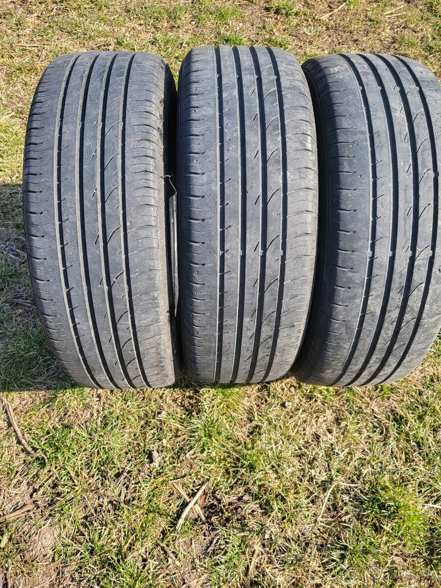 Letné pneu CONTINENTAL 215/55 R18