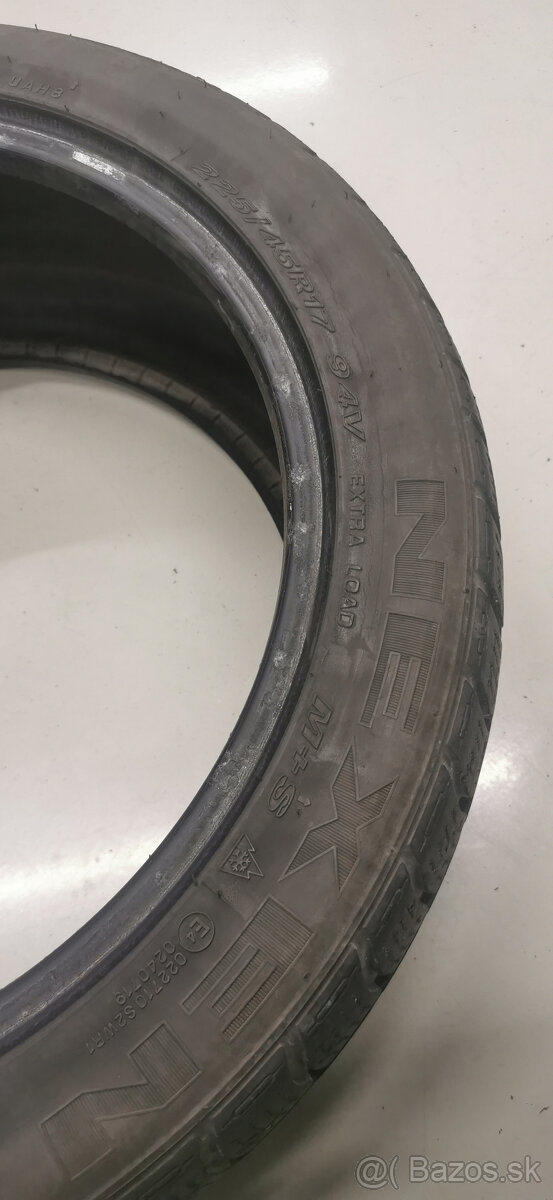 Zimné pneu 225/45 R17 NEXEN