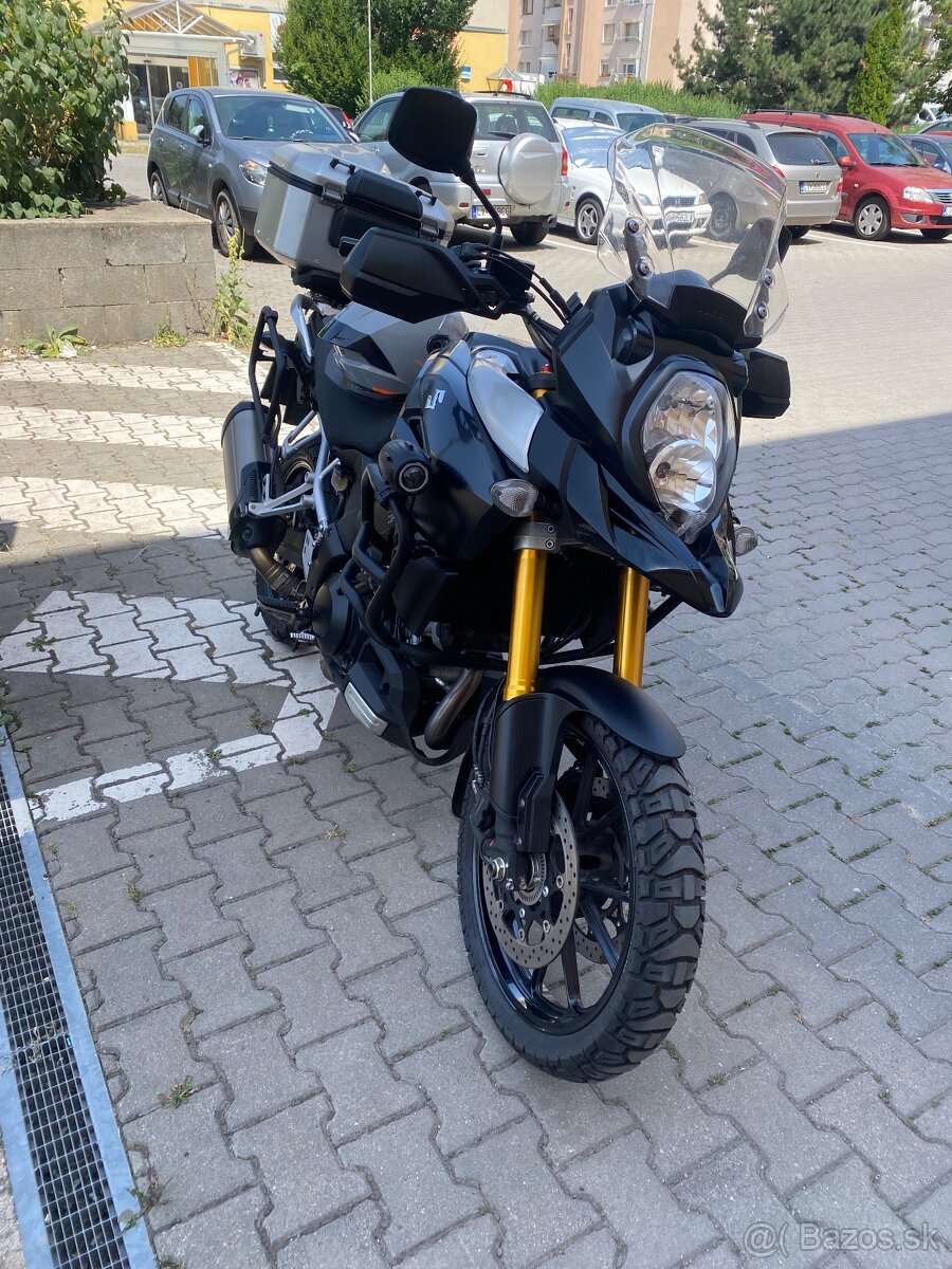 Suzuki V Strom 1000 rv:15