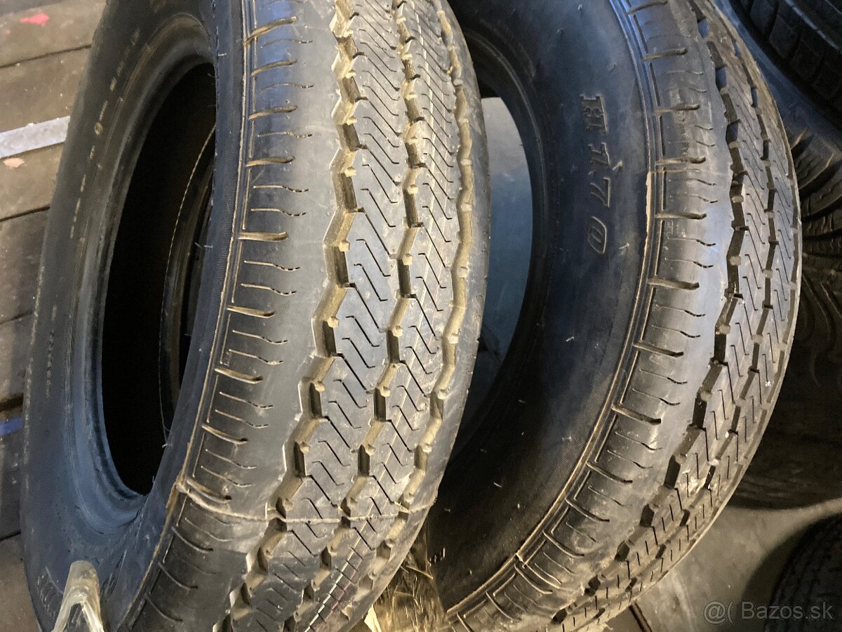 Predám pneu 205/75R16C 110/108Q