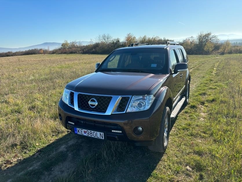 Nissan Pathfinder 3,0D   V6   Diesel