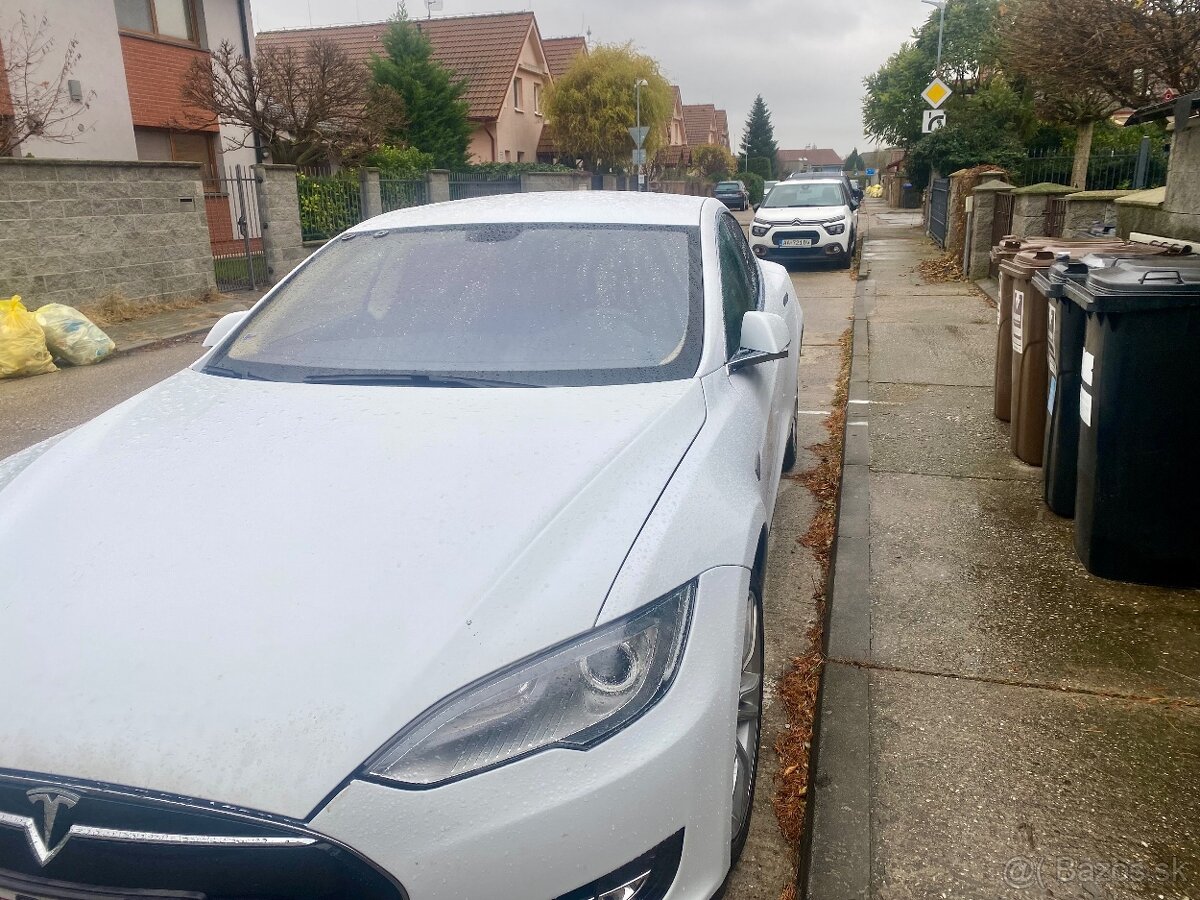 Tesla Model s60