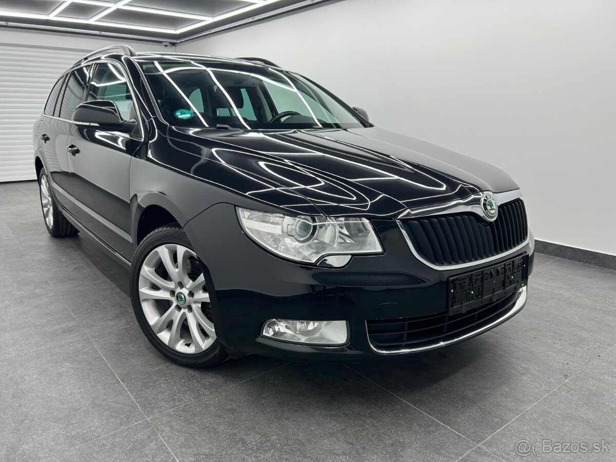 Superb Combi 2,0 TDI CR Elegance 103kW Ťažné Top stav