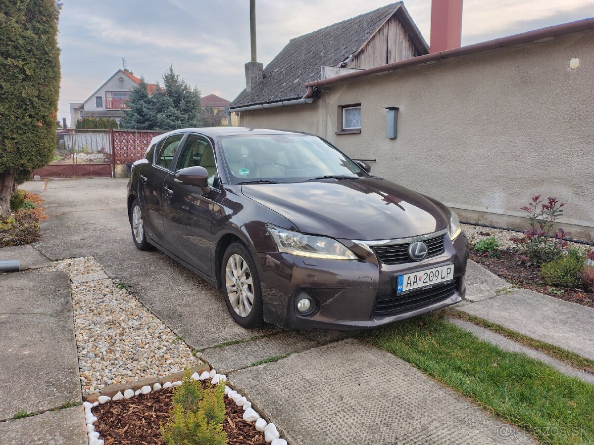 Lexus CT200h, hybrid, r.v. 2011