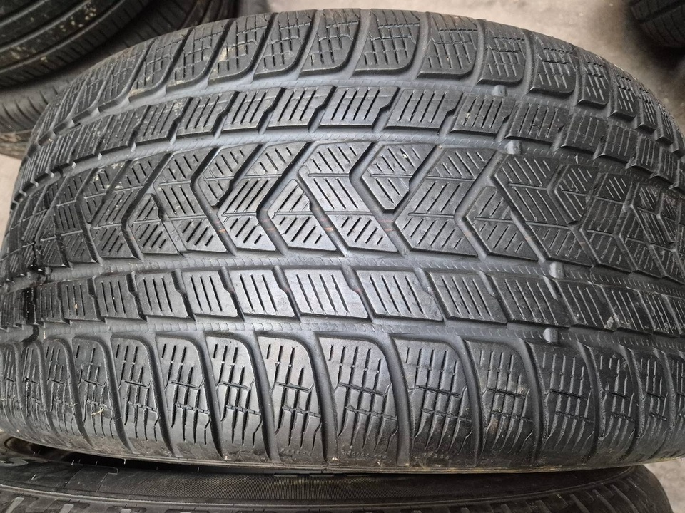 295/45 r20 zimné 2 ks PIRELLI dezén 6,6 mm DOT2020