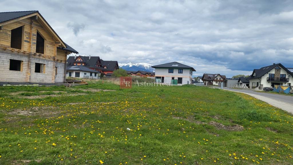 Predaj - pozemok Vys.Tatry -Veľká Lomnica 756 m2