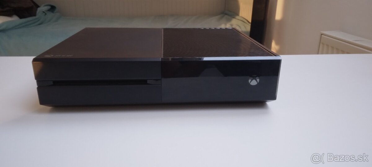 Xbox One + Kinect (+cd)