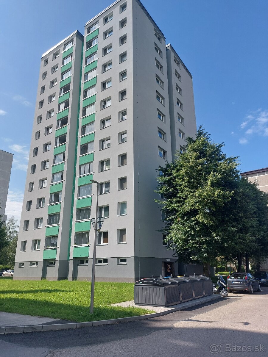 3-izbový byt 71 m2 s loggiou, Dubnica nad Váhom Centrum