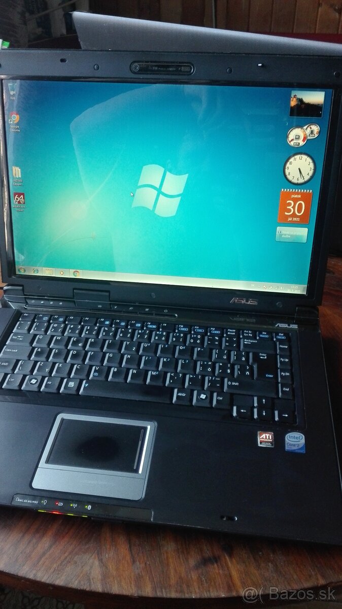 Asus X59Sl Intel Core2Duo 2 x 2,00 GHz. Windows 7 PRO.