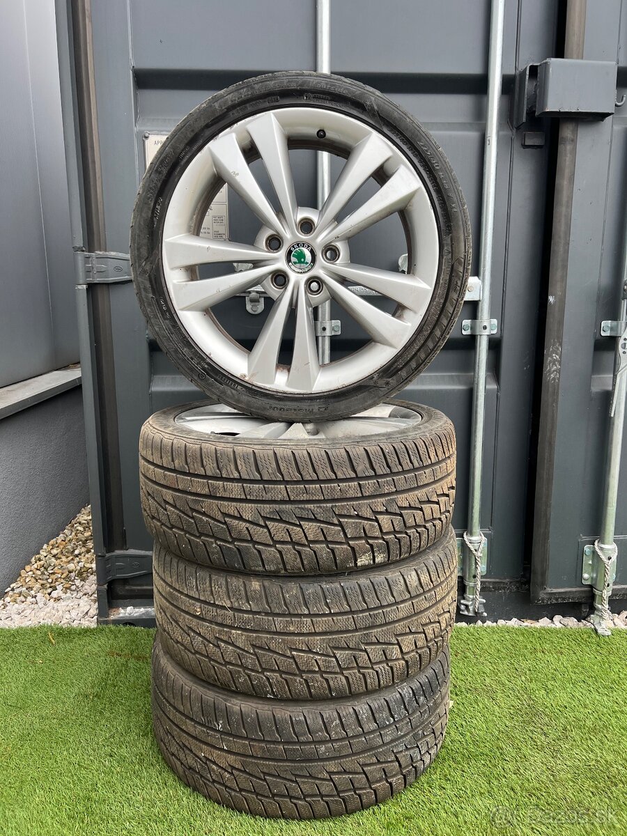 225/40 r18 zimne