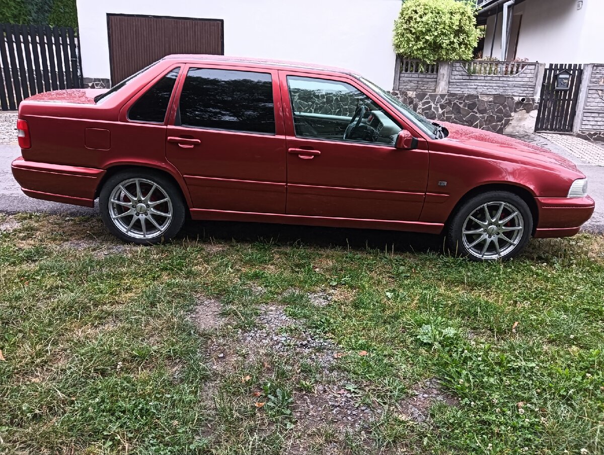 Volvo S70 2.5i 103kw,r.v.1997