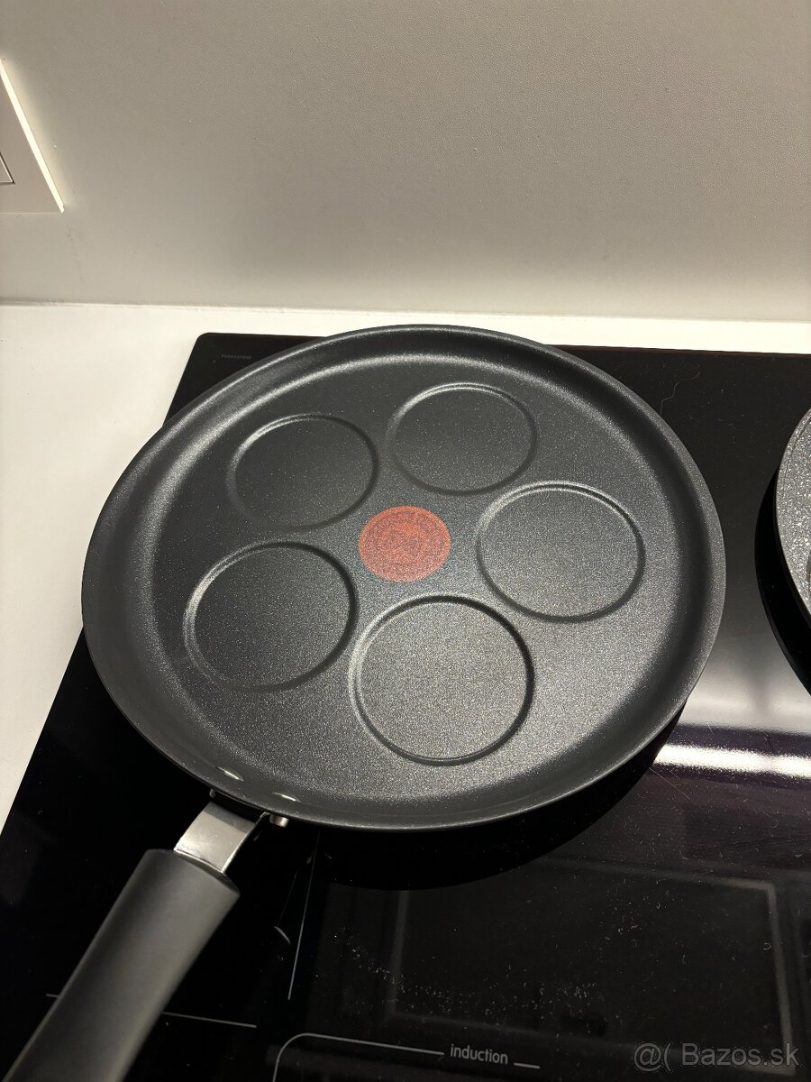 Tefal panvica na lievance 27 cm + panvica ORION zdarma