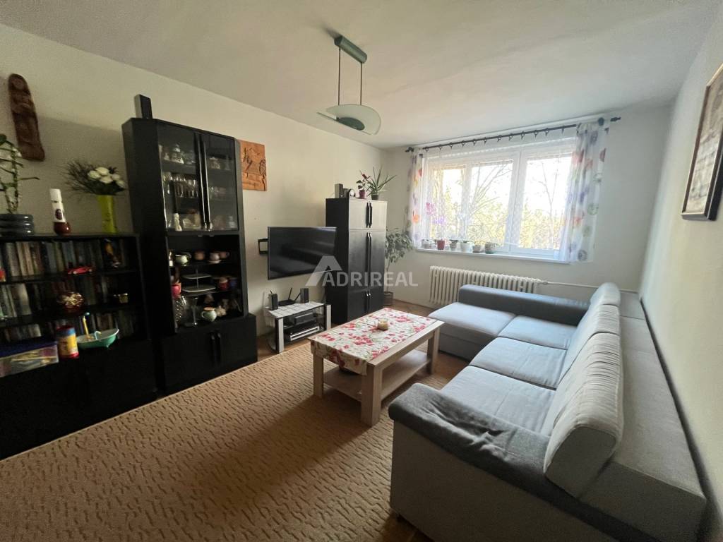 PREDAJ: 4i byt s lodžiou 82,65 m2; Poprad-Západ; 163.500 €