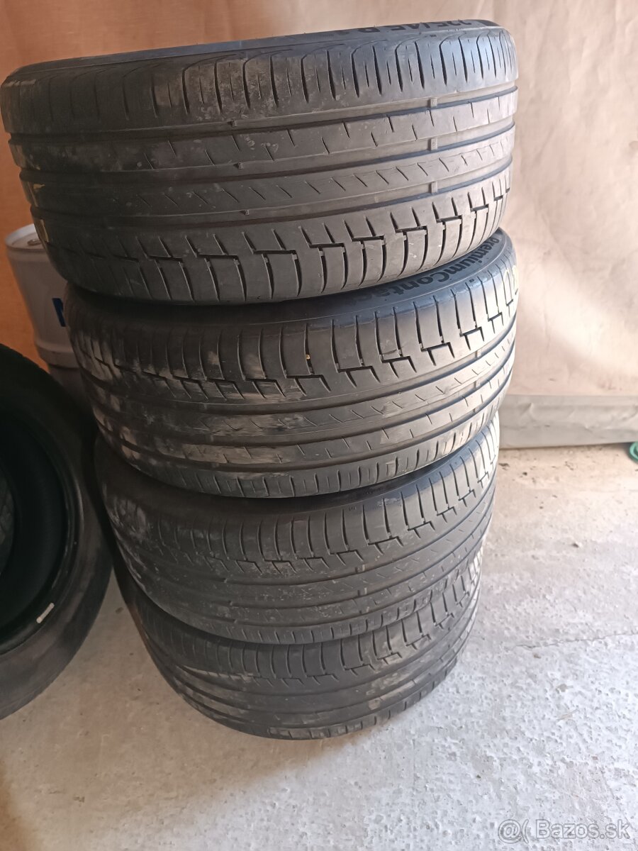 225/45 R17 continental