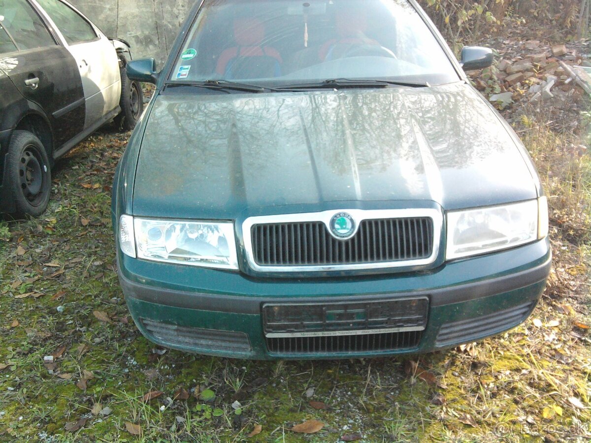 rozpredam skoda octavia 1.8 92 kw r.v 1997