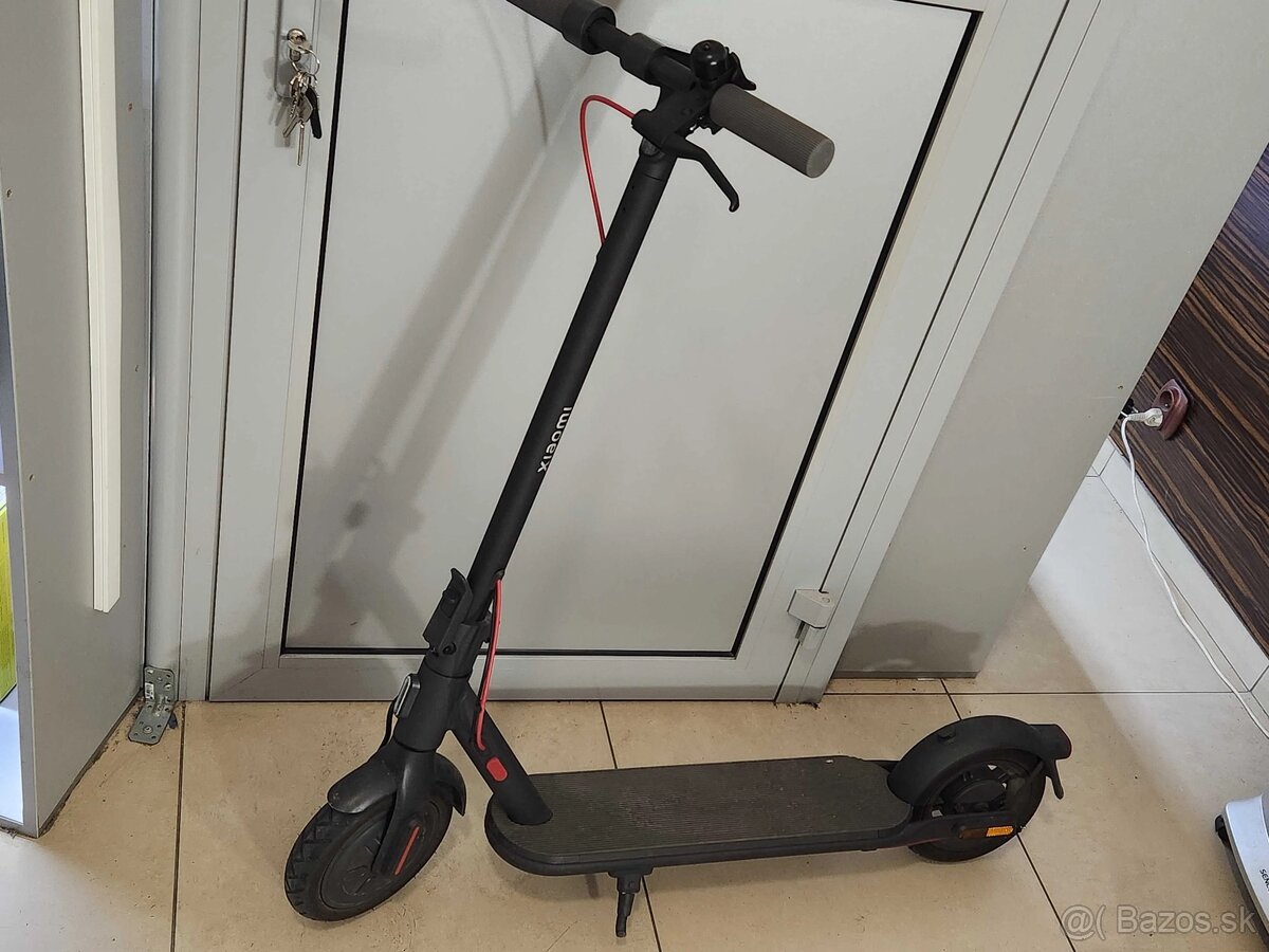 Xiaomi Mi Scooter 4 lite