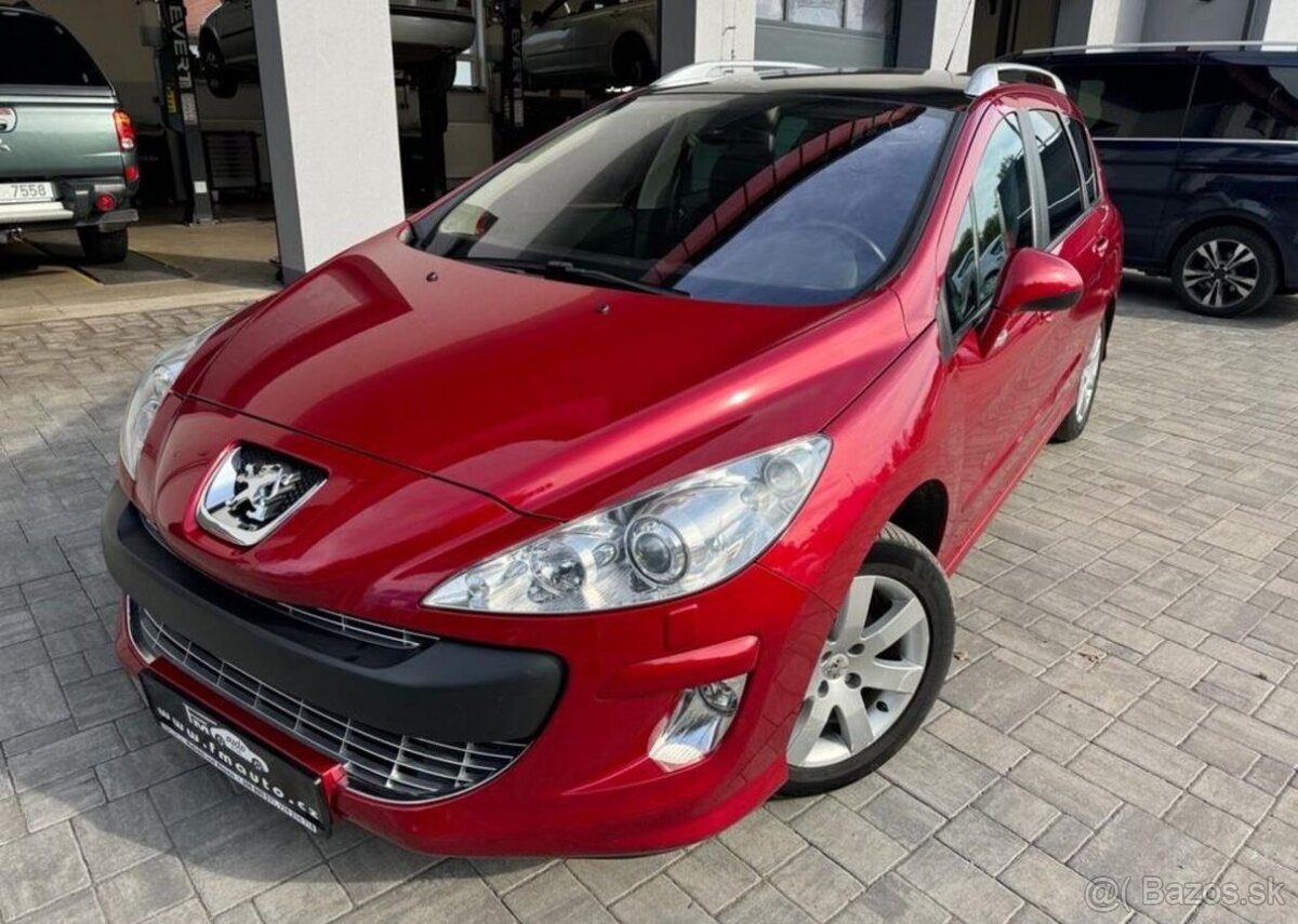 Peugeot 308 1.6 HDi Panorama nafta manuál 80 kw