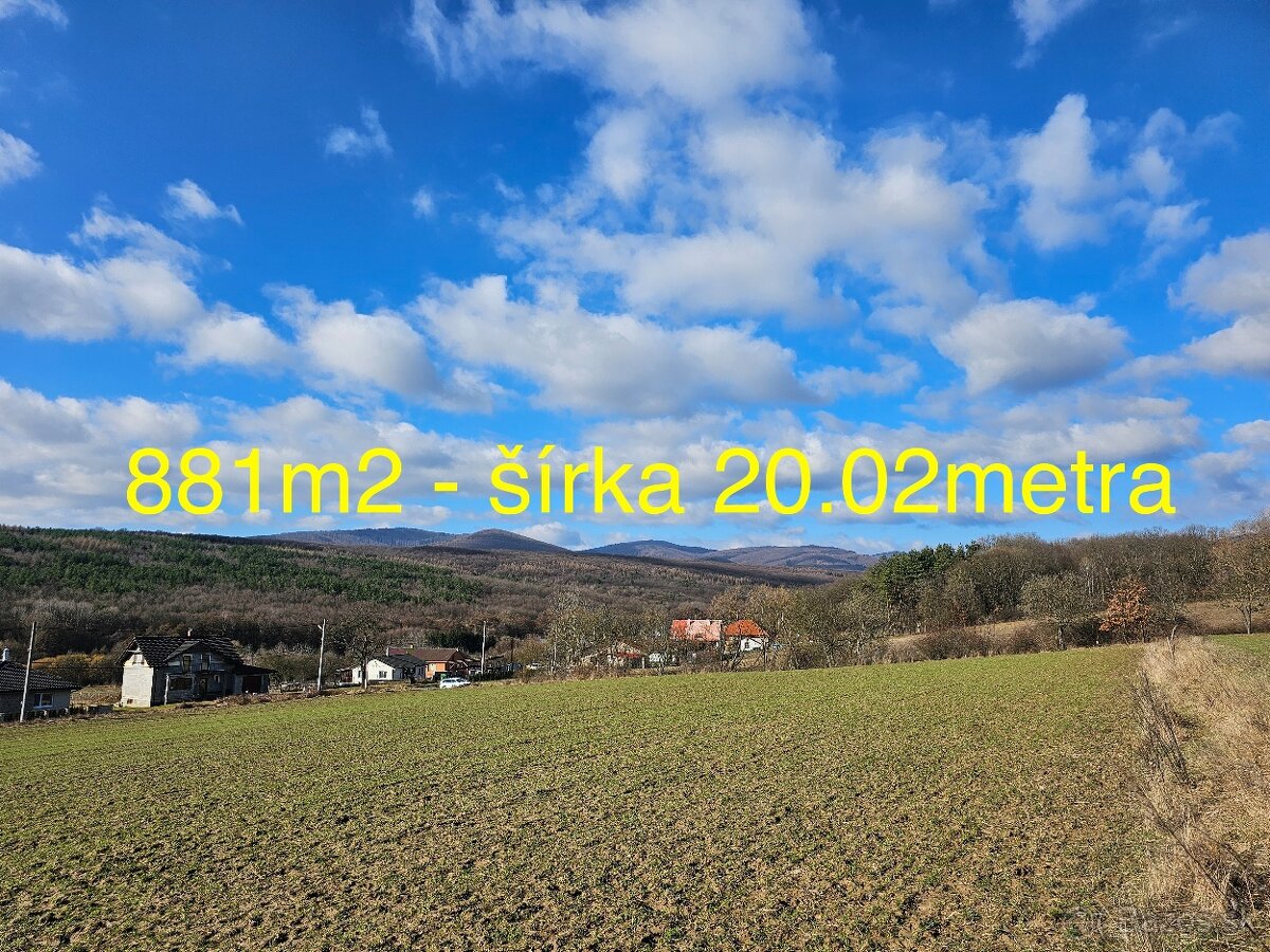 Stavebný pozemok 881m2 - Zlatníky pri Bánovciach na predaj