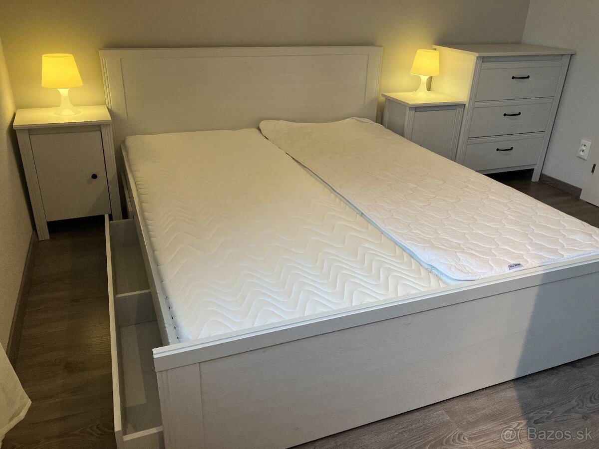 Predam spalnu IKEA Hemnes