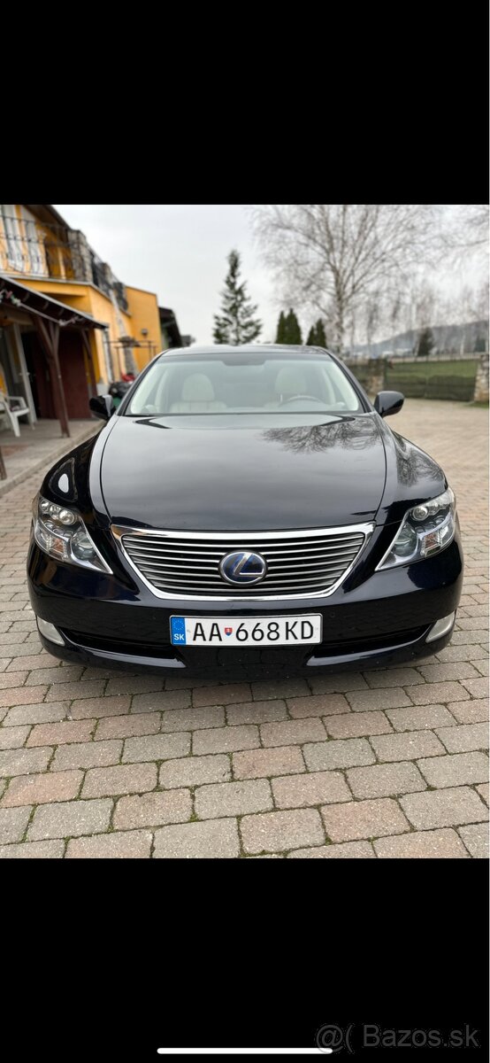 Lexus LS600HL