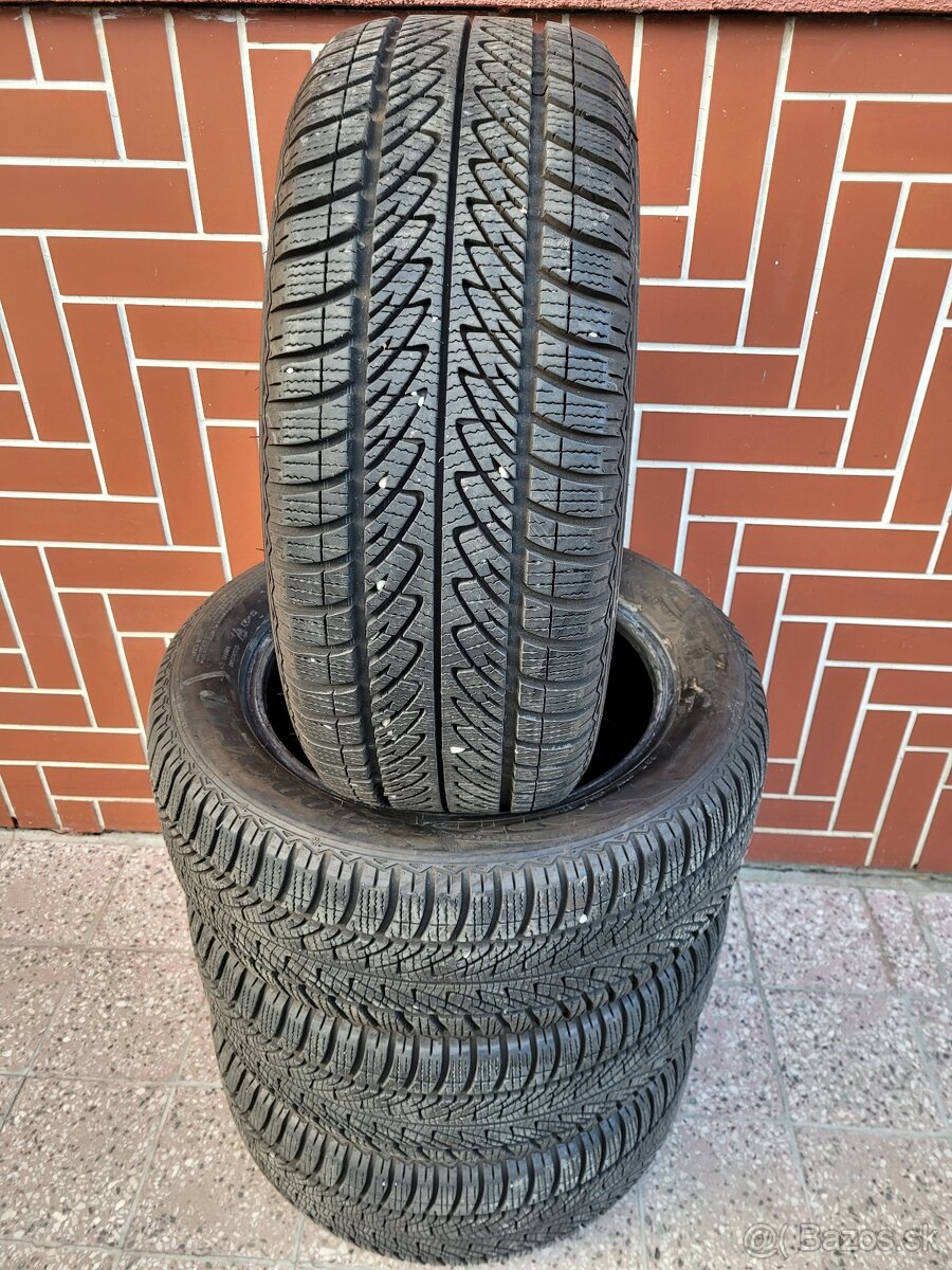 Zimné 215/55r16 GOODYEAR ULTRAGRIP 8