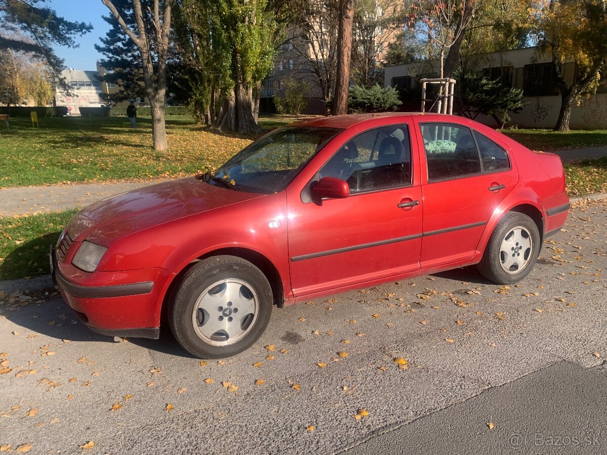 Volkswagen BORA 1,9 TDI 81kW r.v. 2001