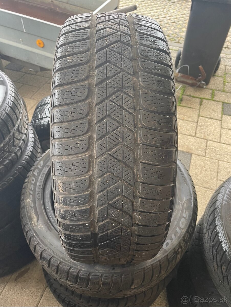 225/50 R17 zimné Pirelli