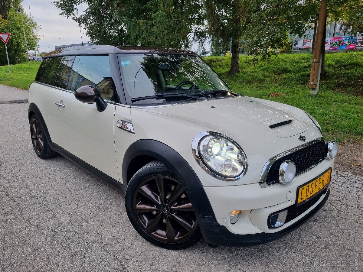 ===Mini Cooper S CLUBMAN R55===