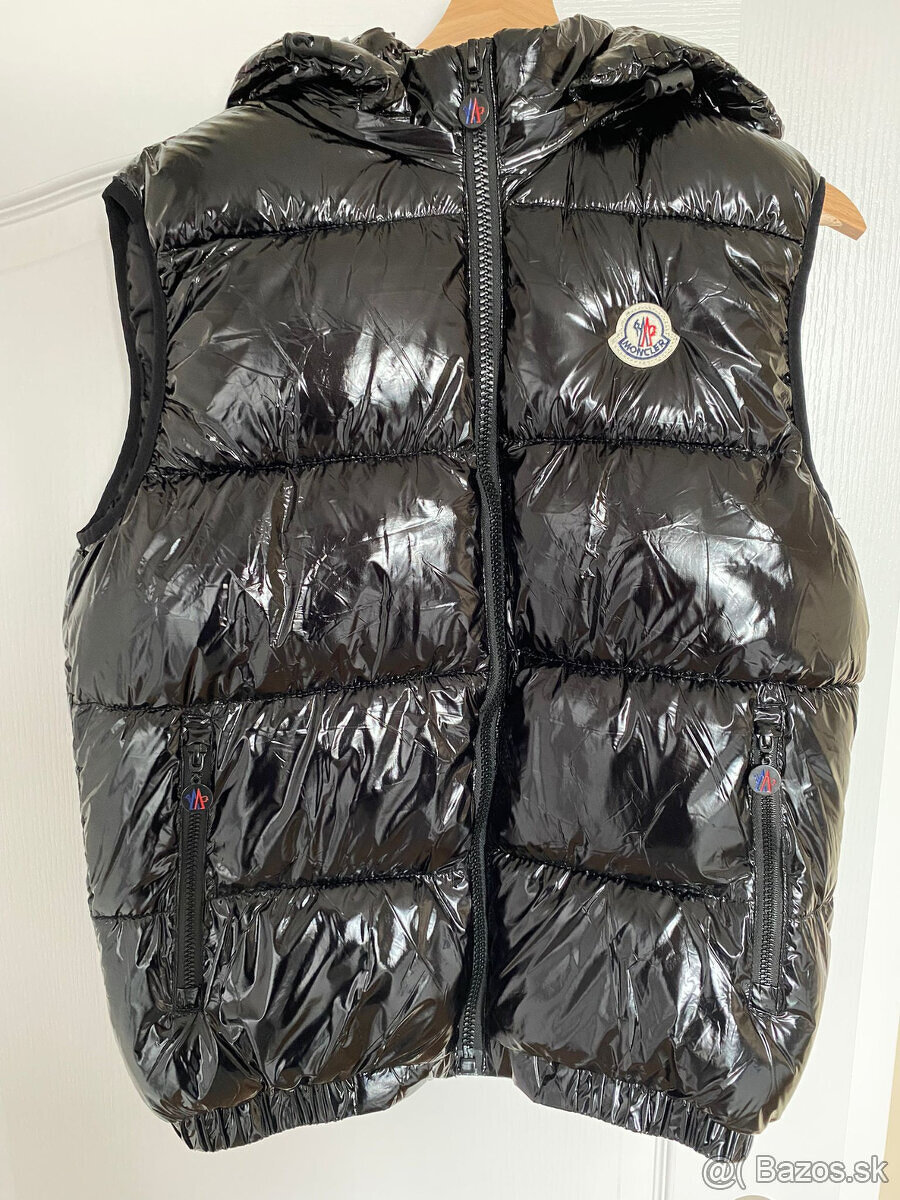 MONCLER - "UNISEX VELKOST S"