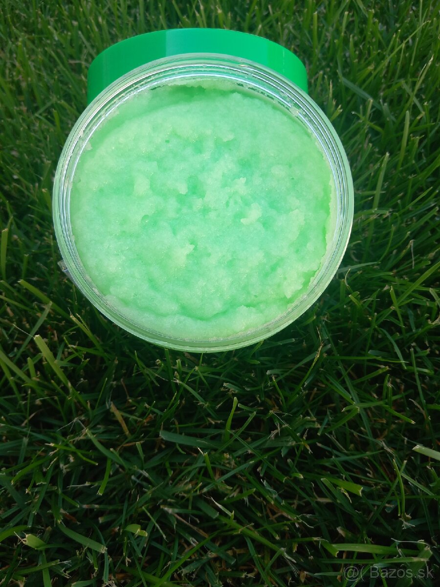 Body scrub aloe vera