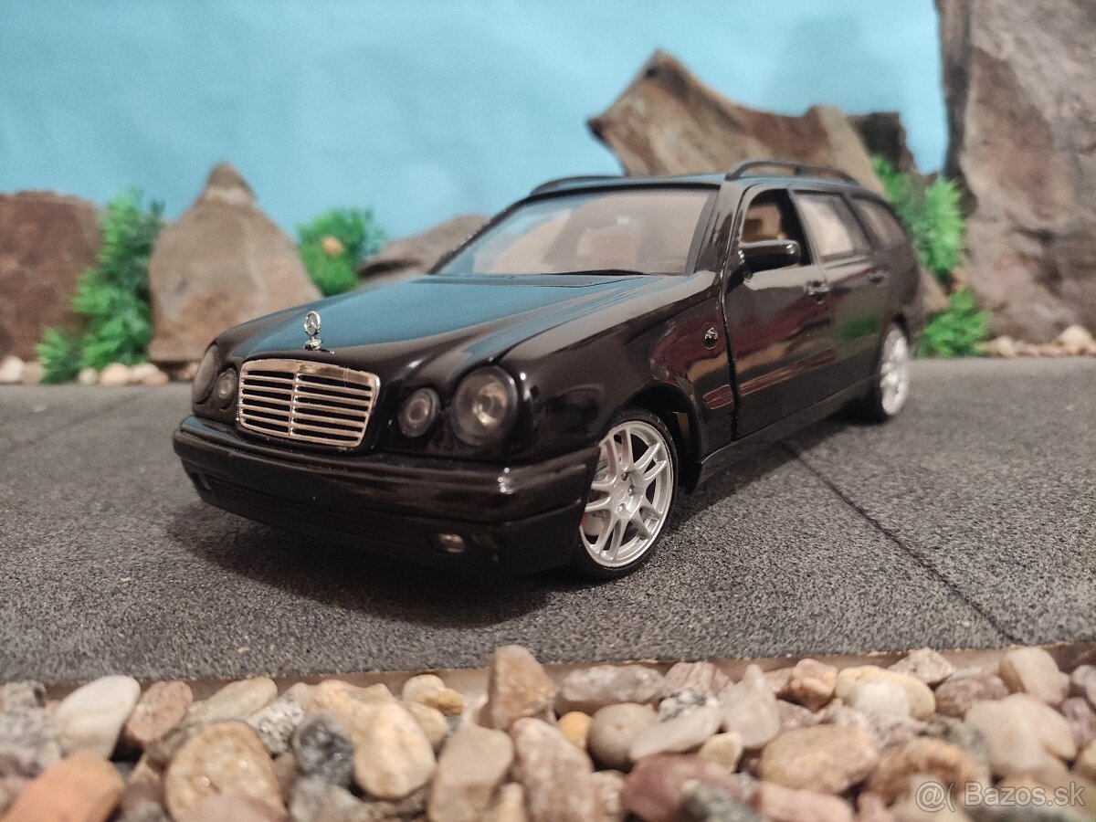 prodám model 1:18 mercedes benz e class combi