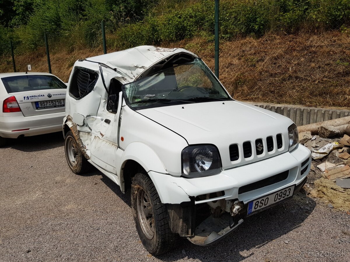 Suzuki Jimny - náhradní díly - CZ, Slaný - vrakoviště