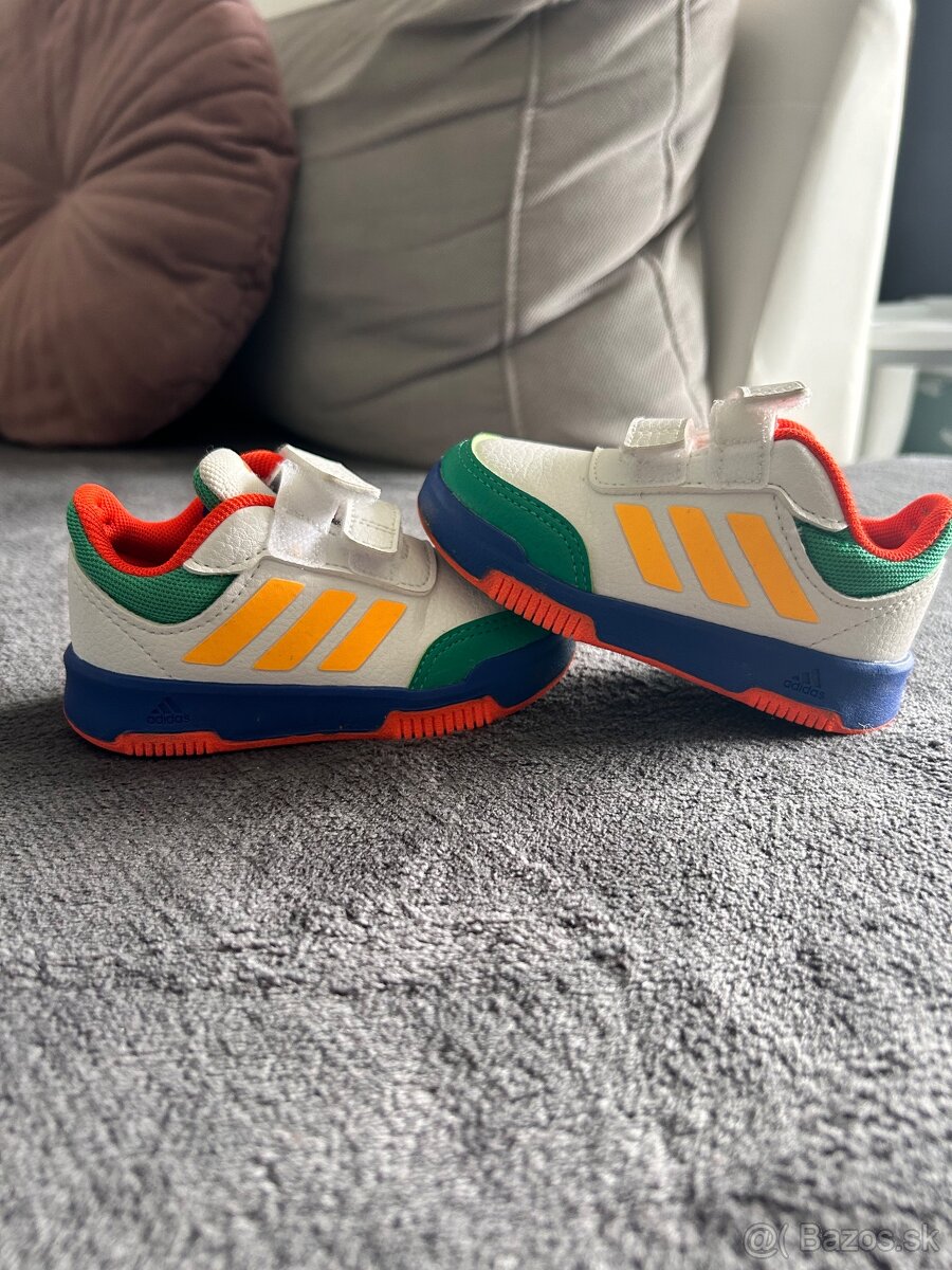 Adidas tenisky