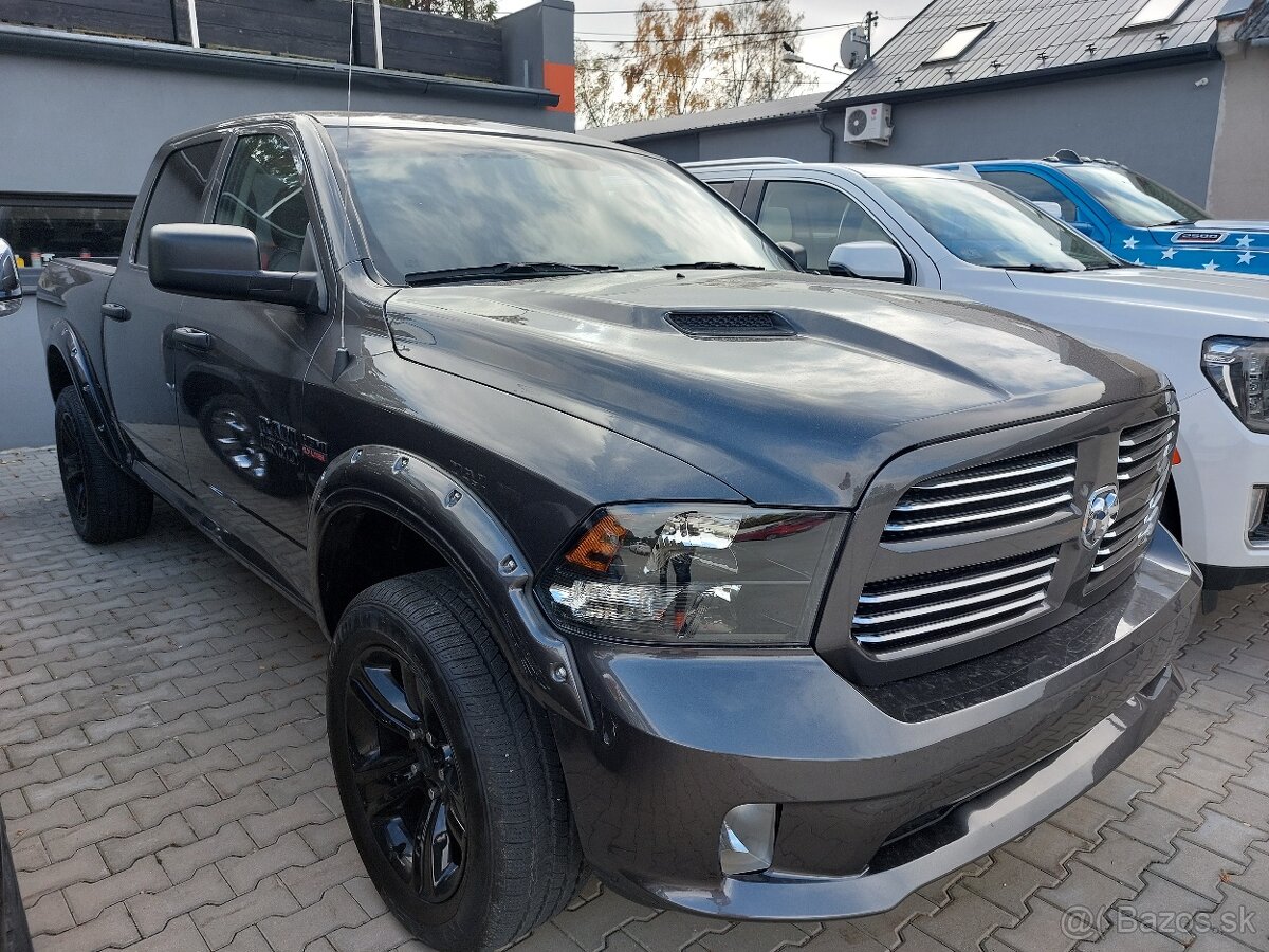 DODGE RAM 1500 5,7 HEMI      SPORT    2018