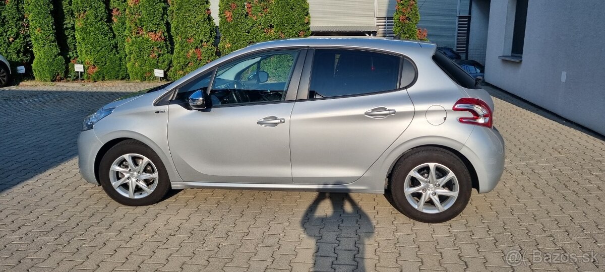 Peugeot 208 1,2 60kw Style