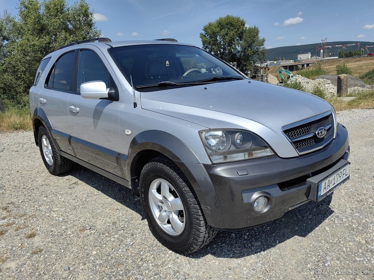 Predam KIA Sorento 4x4 automat