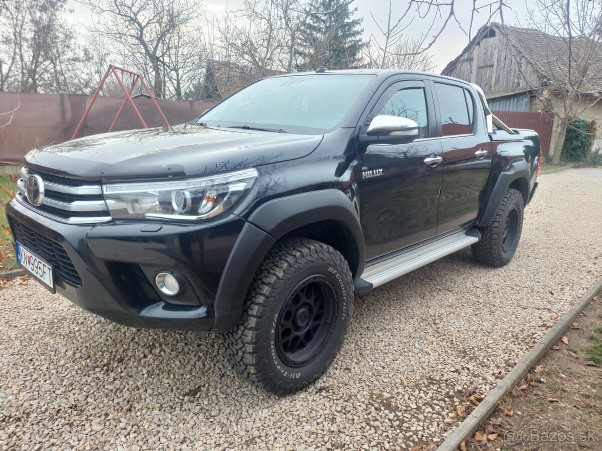 Toyota Hilux DC 2.4 I D-4D Executive A/T