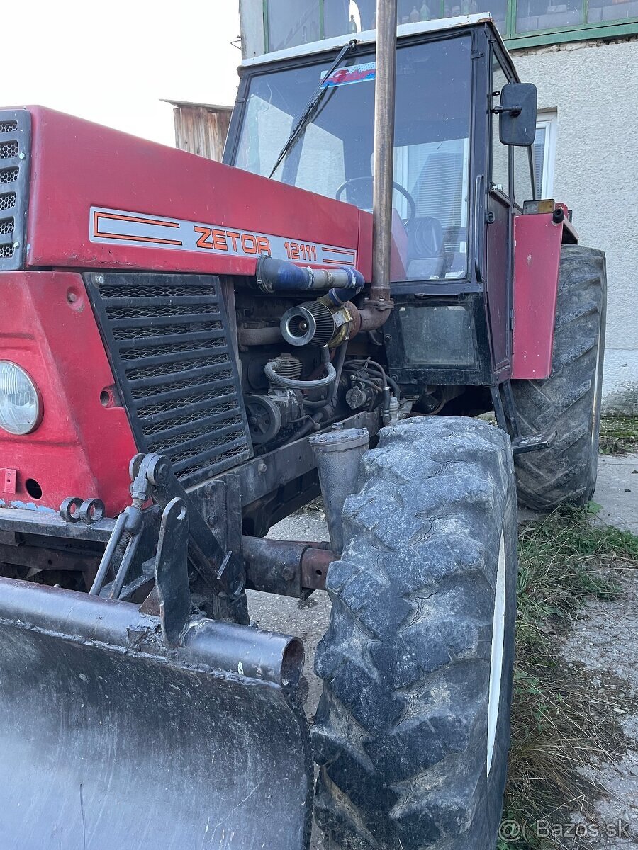 Traktor Zetor 160 11