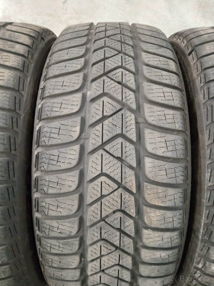 4ks zimne 225/50 R17 98H PIRELLI WINTER SOTTOZERO 3