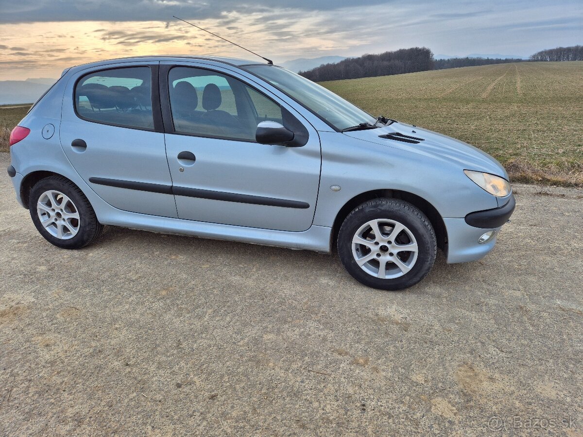 Peugeot 206