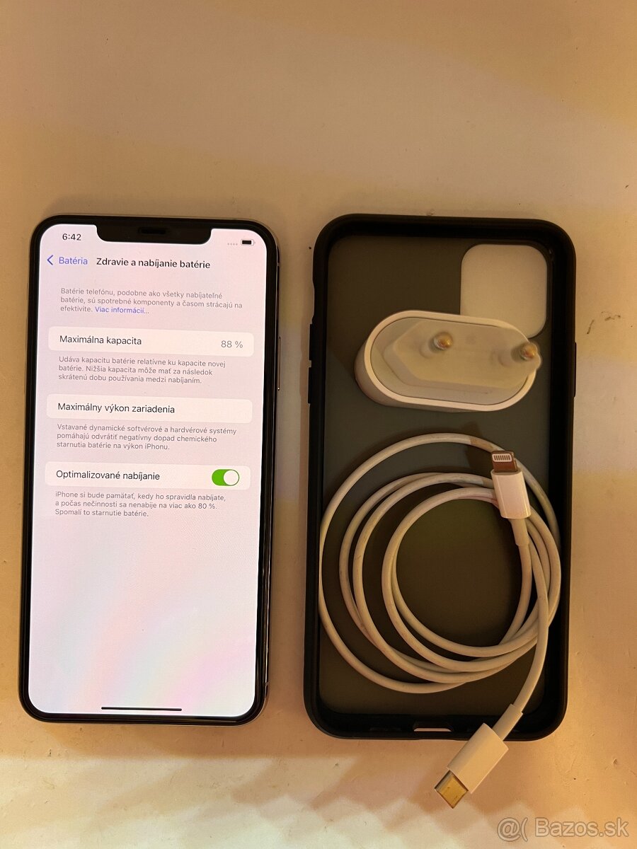 IPHONE 11 PRO MAX SILVER 256GB ZÁRUKA - VEĽMI PEKNÝ STAV