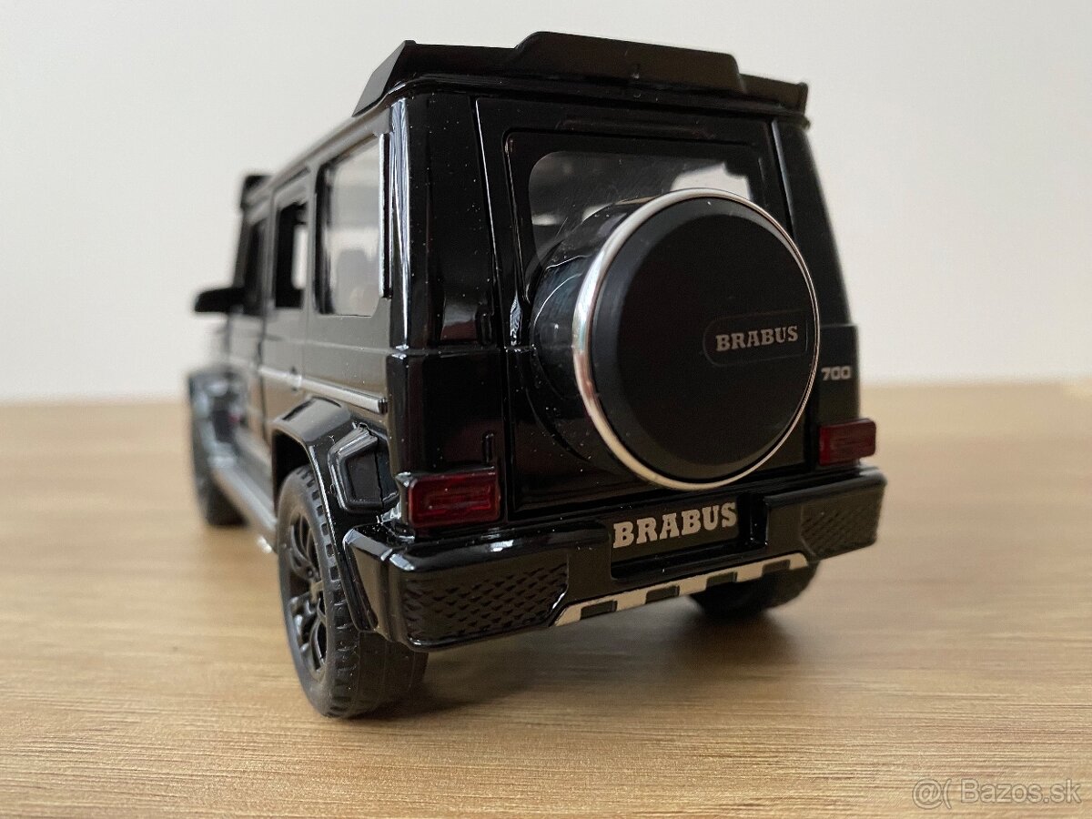 Brabus G700 1:32 - celokovovy model